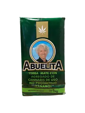 La Abuelita con Cannabis